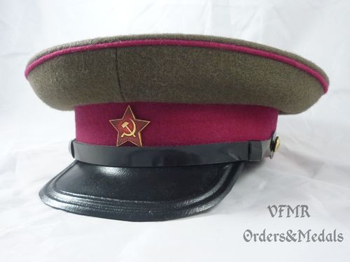 Gorra de oficial de infantería soviética
