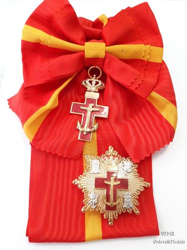 Большой Крест за Морские заслуги, красный