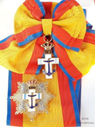 Grand-croix de l'ordre du Mérite naval (division bleue) avec écharpe