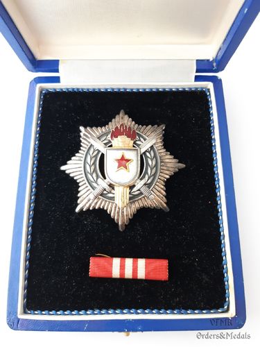Yugoslavia – Orden del Mérito Militar de 3ª clase con caja