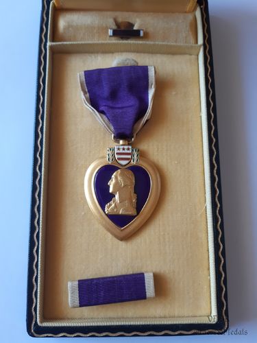 Cœur violet (2eme guerre mondiale), avec Etui