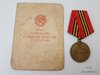 Medalha da Captura de Berlim com documento de concessão