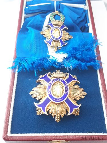 Ordre du Mérite Civil, Grand Croix