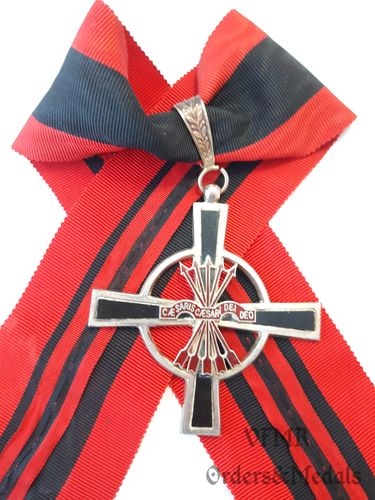 Order of Yoke and Arrows, commander