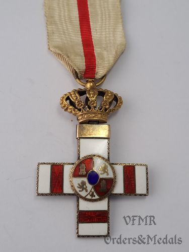 Cruz del mérito militar distintivo blanco pensionada (republicanizada)