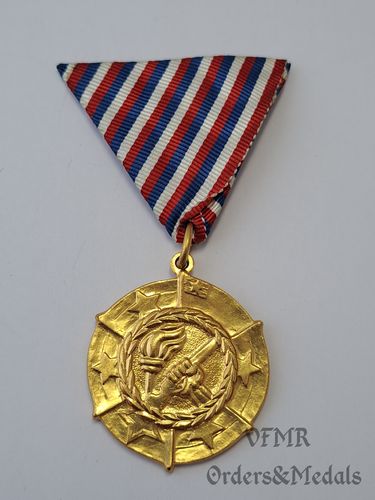 Югославия - Медаль «30 лет победы над фашизмом»
