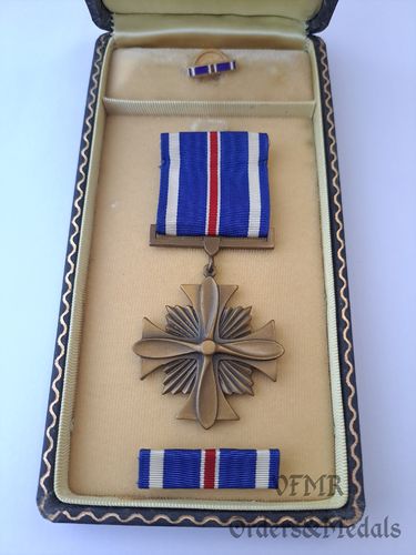 Distinguished Fliying Cross с коробочкой (Вторая Мировая Война)