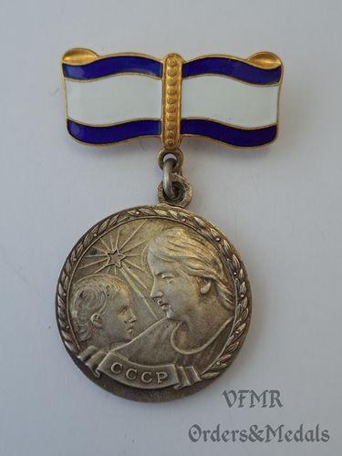 Medalha de maternidade de 1ª classe