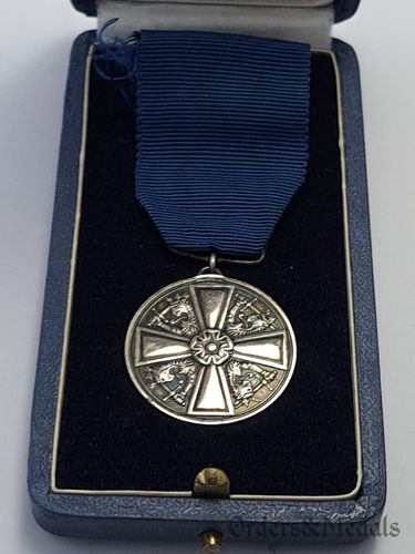Medalha de Primeira Classe da Rosa Branca da Finlândia