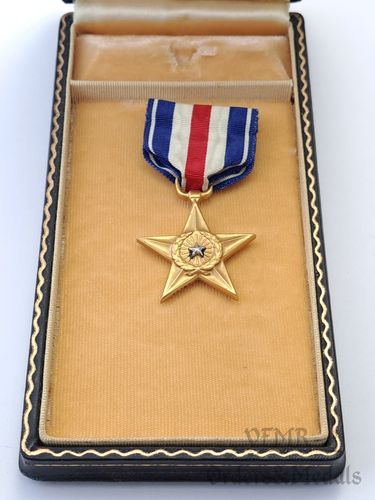 Серебряная Звезда с коробочкой (Вторая Мировая Война)